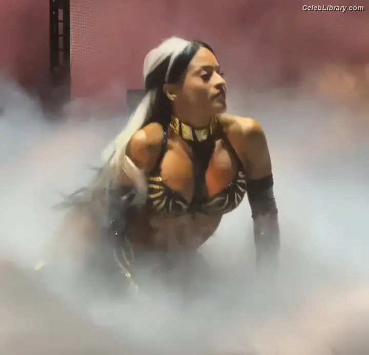 Zelina Vega photo 3 of 1497