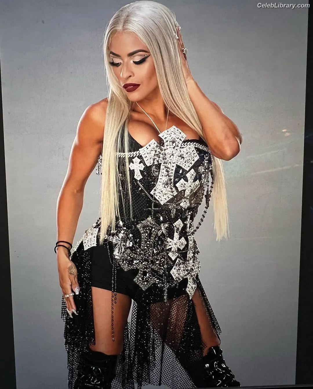 Zelina Vega photo 15 of 1497