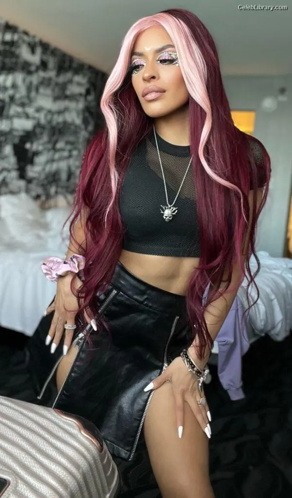 Zelina Vega photo 8 of 1497