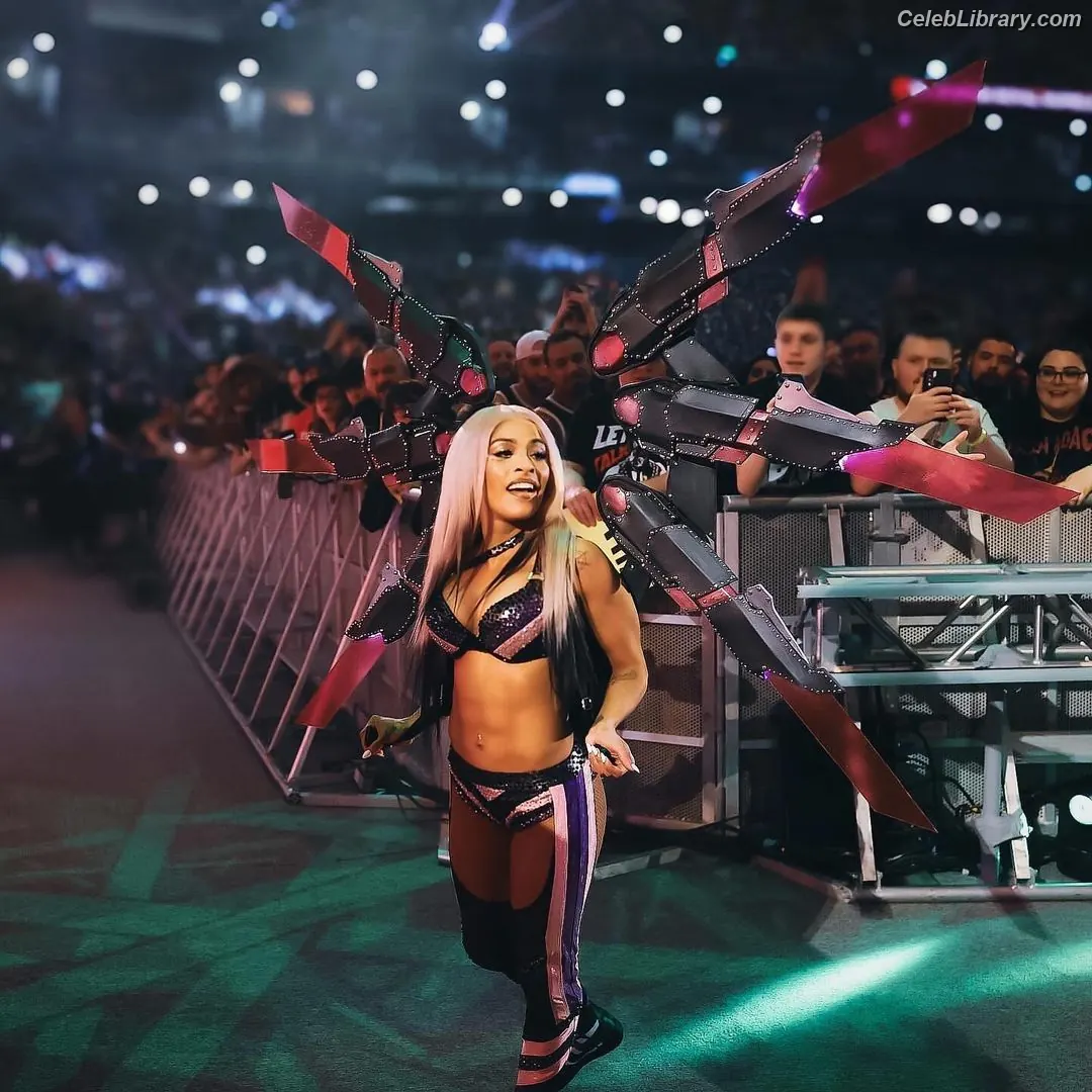 Zelina Vega photo 19 of 1497