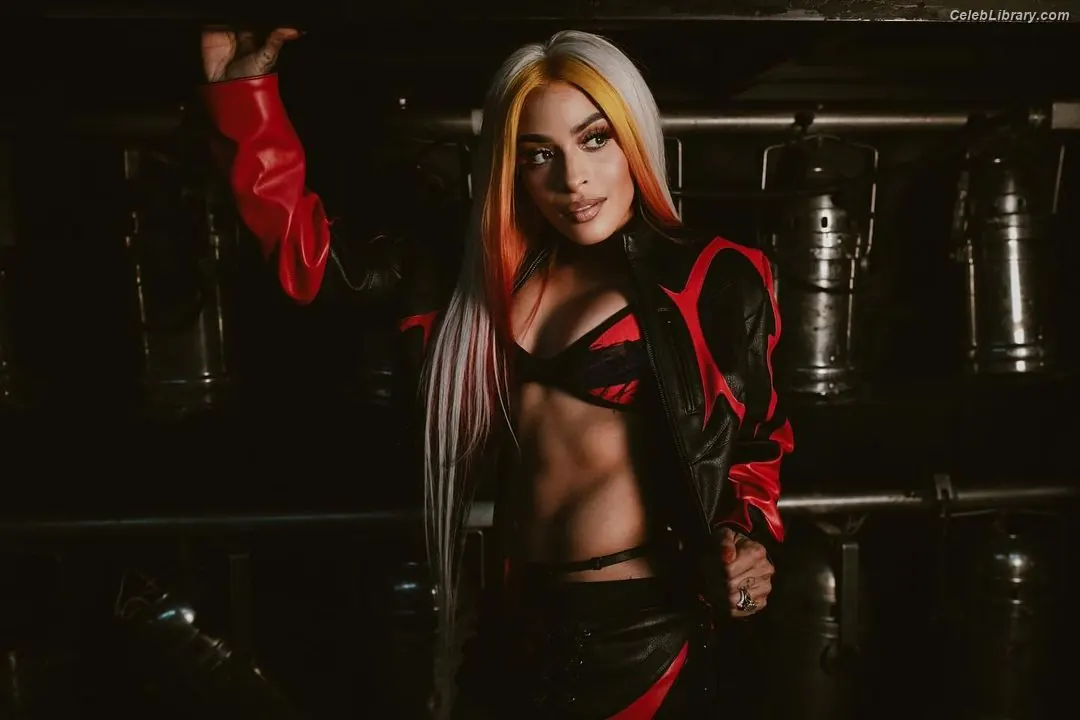 Zelina Vega photo 7 of 1497
