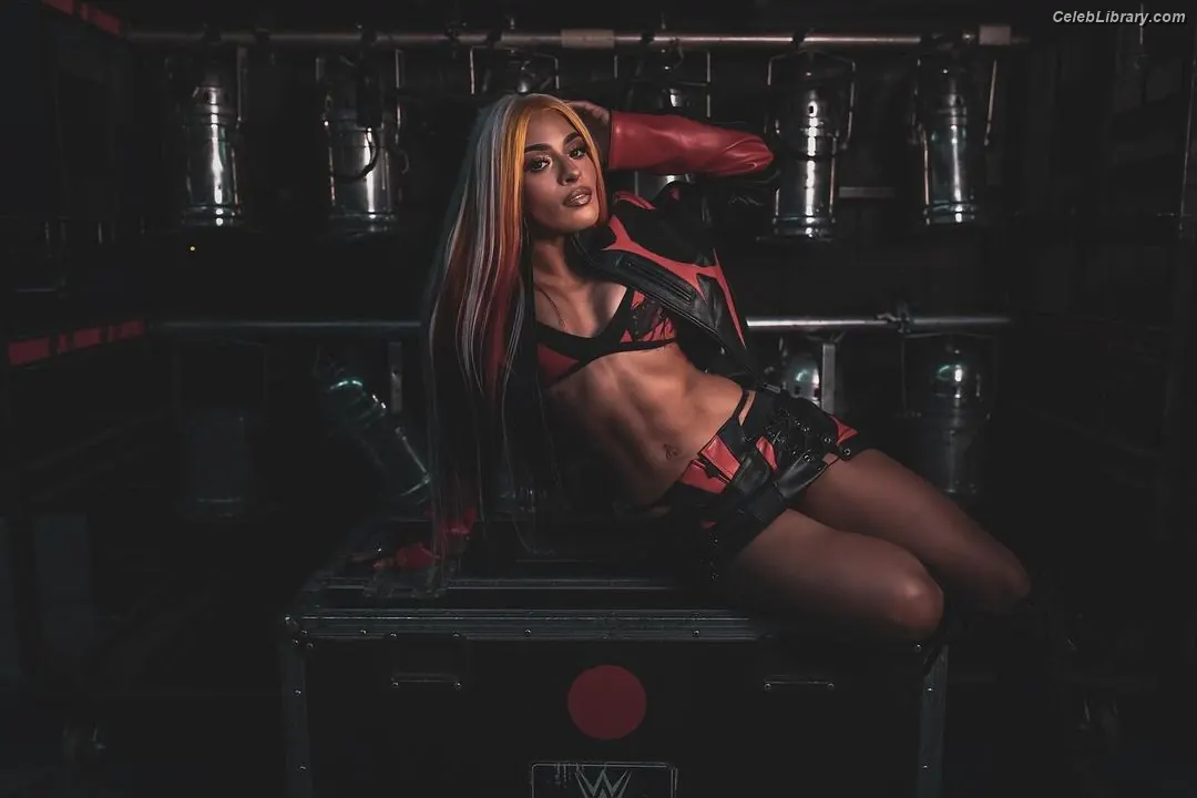 Zelina Vega photo 4 of 1497
