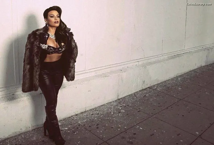 Zelina Vega photo 5 of 1497