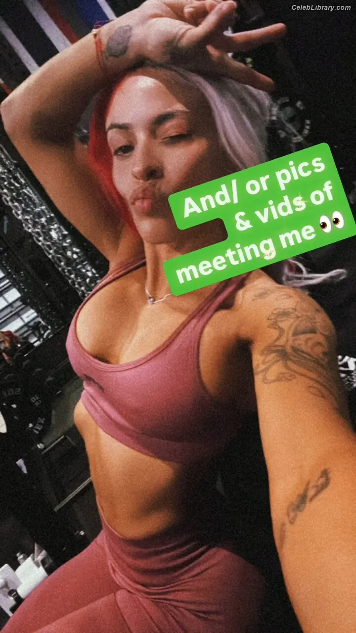 Zelina Vega photo 8 of 1497