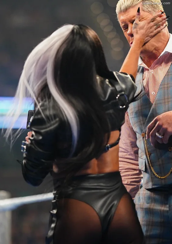 Zelina Vega photo 3 of 1497