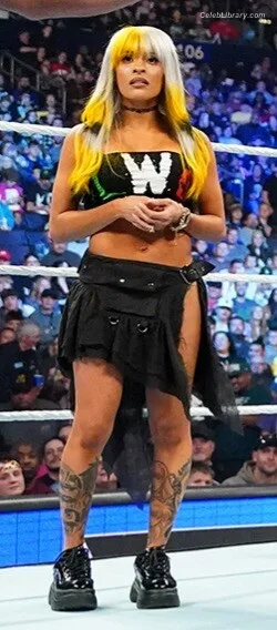 Zelina Vega photo 4 of 1497