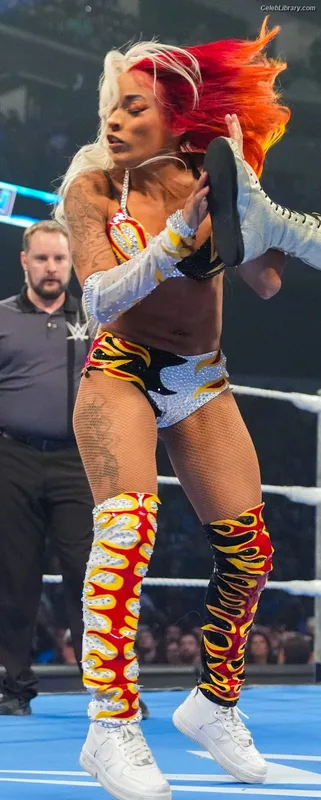 Zelina Vega photo 7 of 1497
