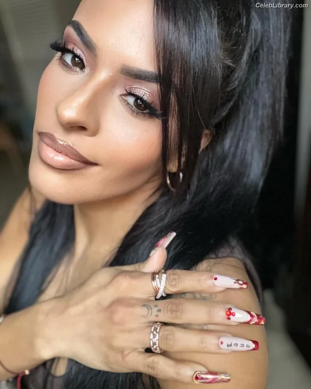 Zelina Vega photo 12 of 1497