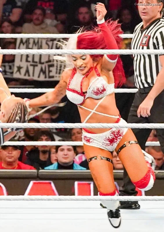 Zelina Vega photo 16 of 1497