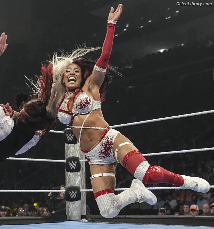 Zelina Vega photo 8 of 1497