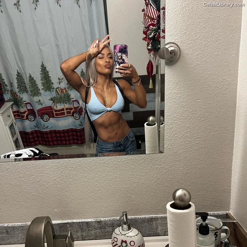 Zelina Vega photo 23 of 1497
