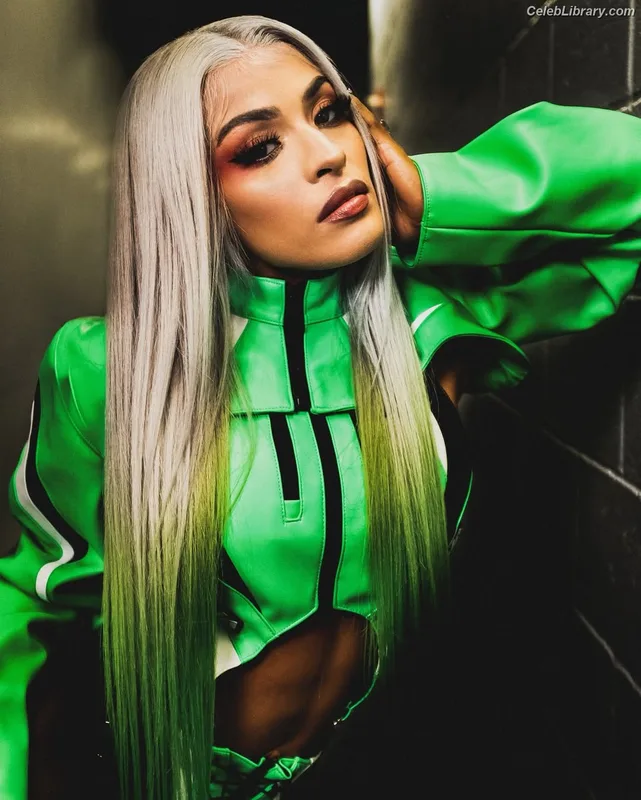 Zelina Vega photo 16 of 1497