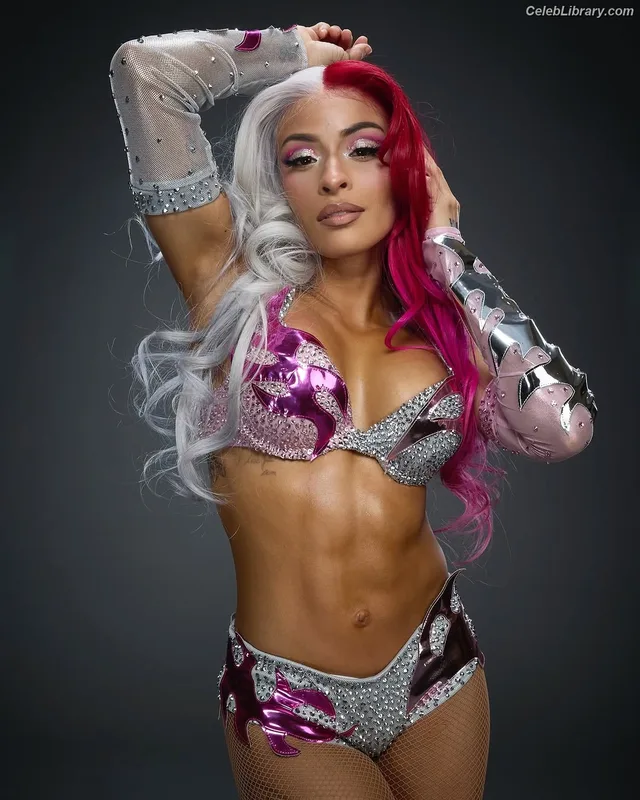 Zelina Vega photo 1 of 1497