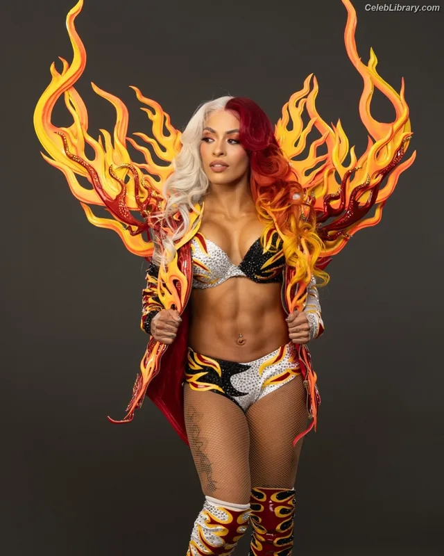 Zelina Vega photo 7 of 1497