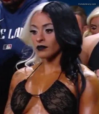 Zelina Vega photo 5 of 1497