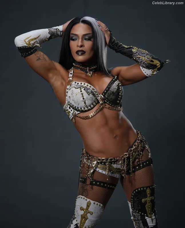 Zelina Vega photo 3 of 1497
