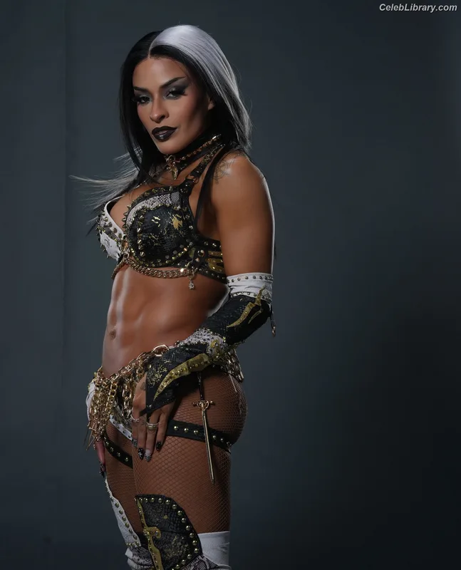 Zelina Vega photo 4 of 1497