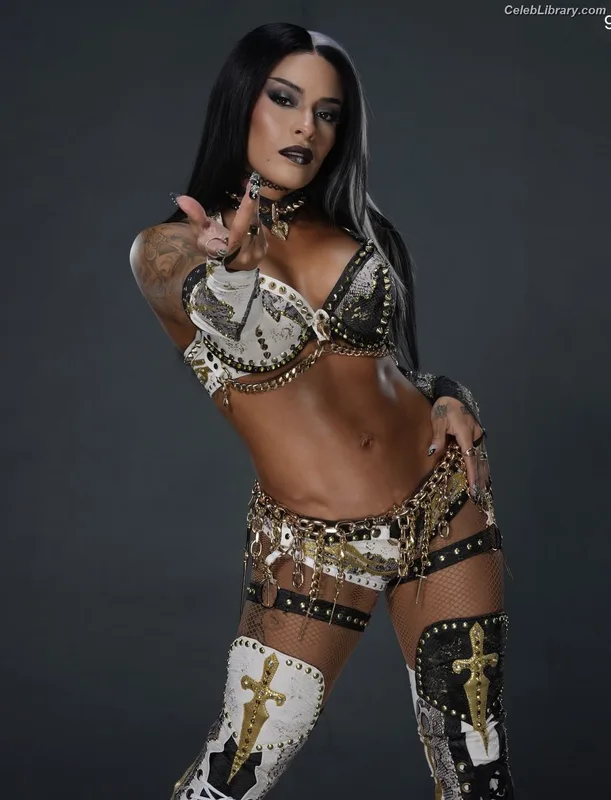 Zelina Vega photo 16 of 1497