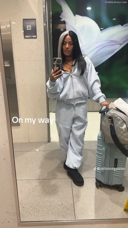 Zelina Vega photo 4 of 1497