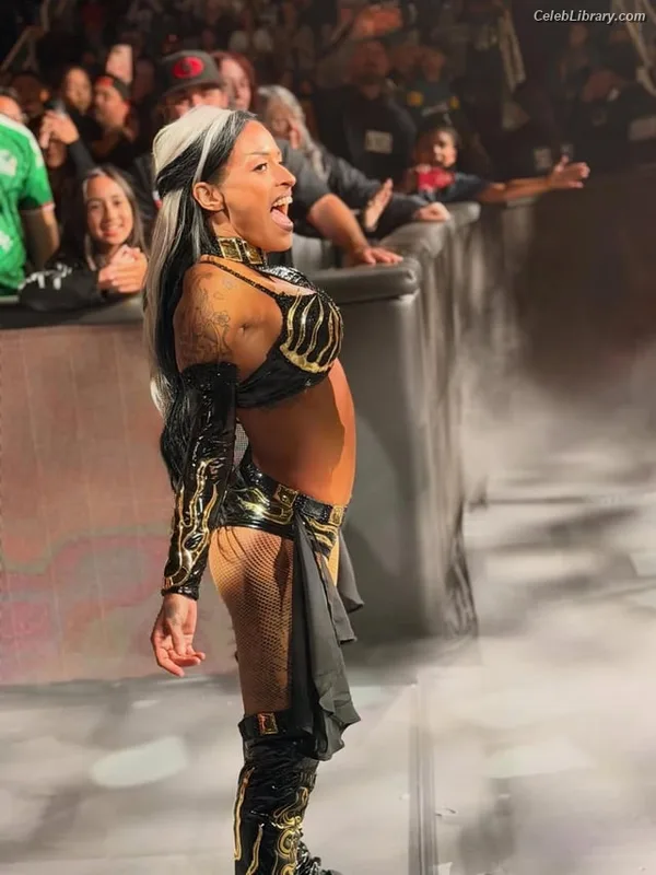 Zelina Vega photo 13 of 1497