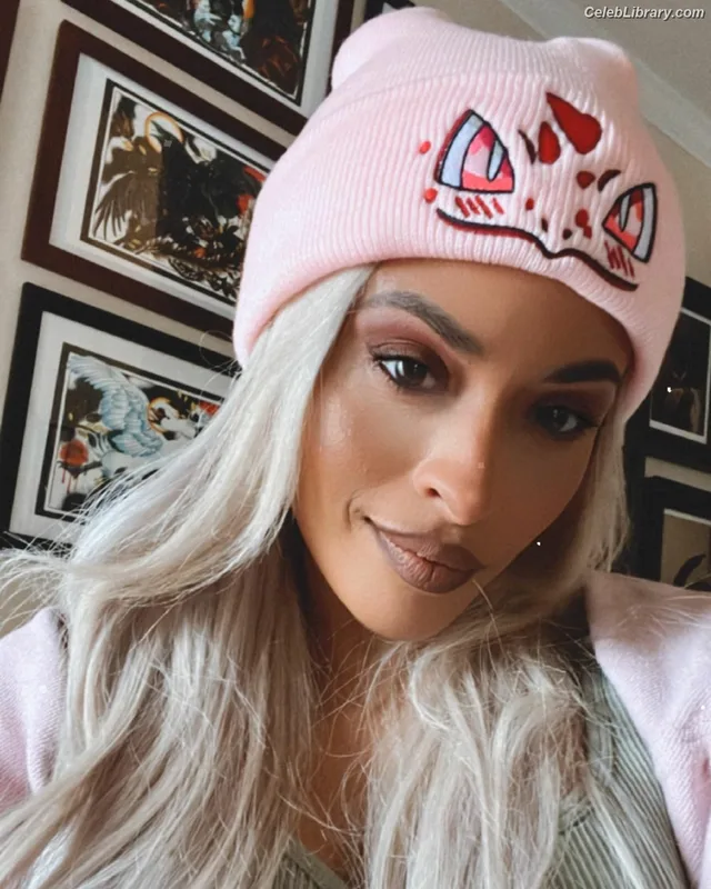 Zelina Vega photo 23 of 1497