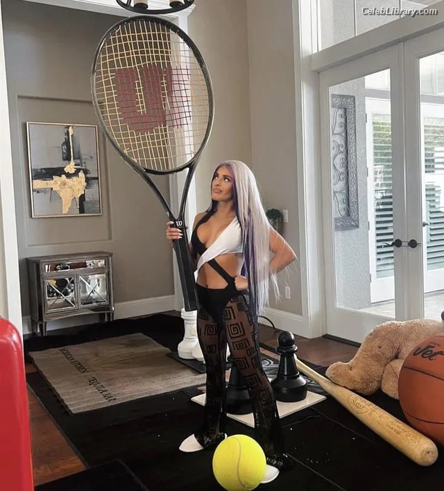 Zelina Vega photo 24 of 1497