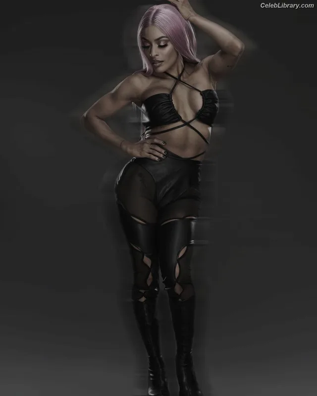 Zelina Vega photo 6 of 1497