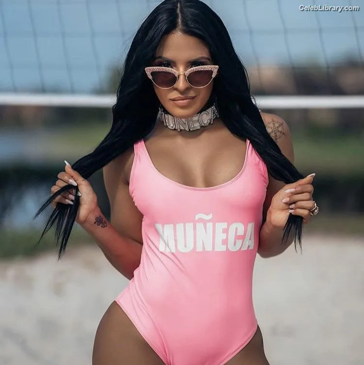 Zelina Vega photo 2 of 1497