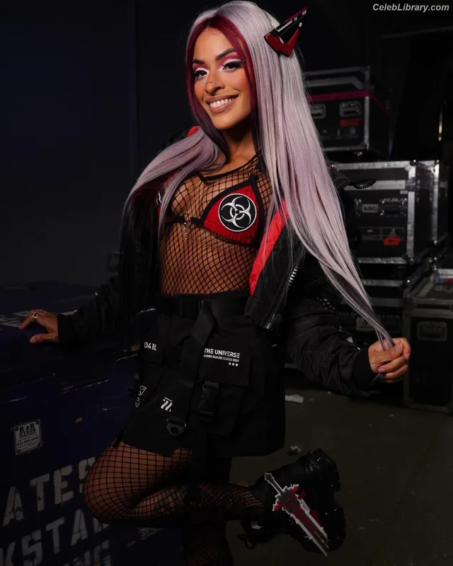 Zelina Vega photo 10 of 1497