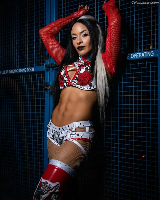 Zelina Vega photo 20 of 1497