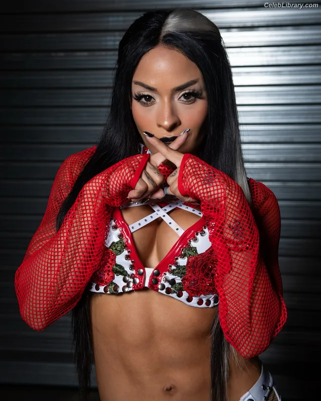 Zelina Vega photo 23 of 1497