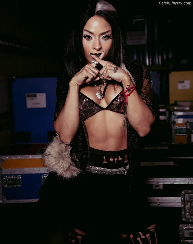 Zelina Vega photo 9 of 1497