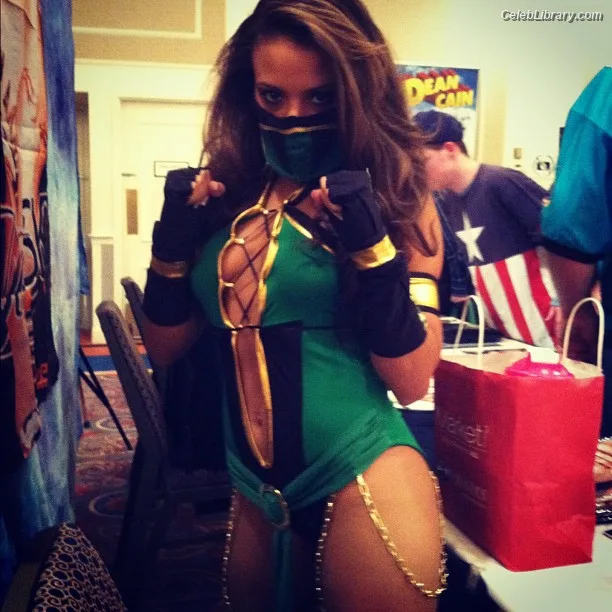 Zelina Vega photo 18 of 1497