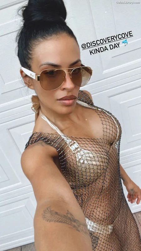 Zelina Vega photo 7 of 1497