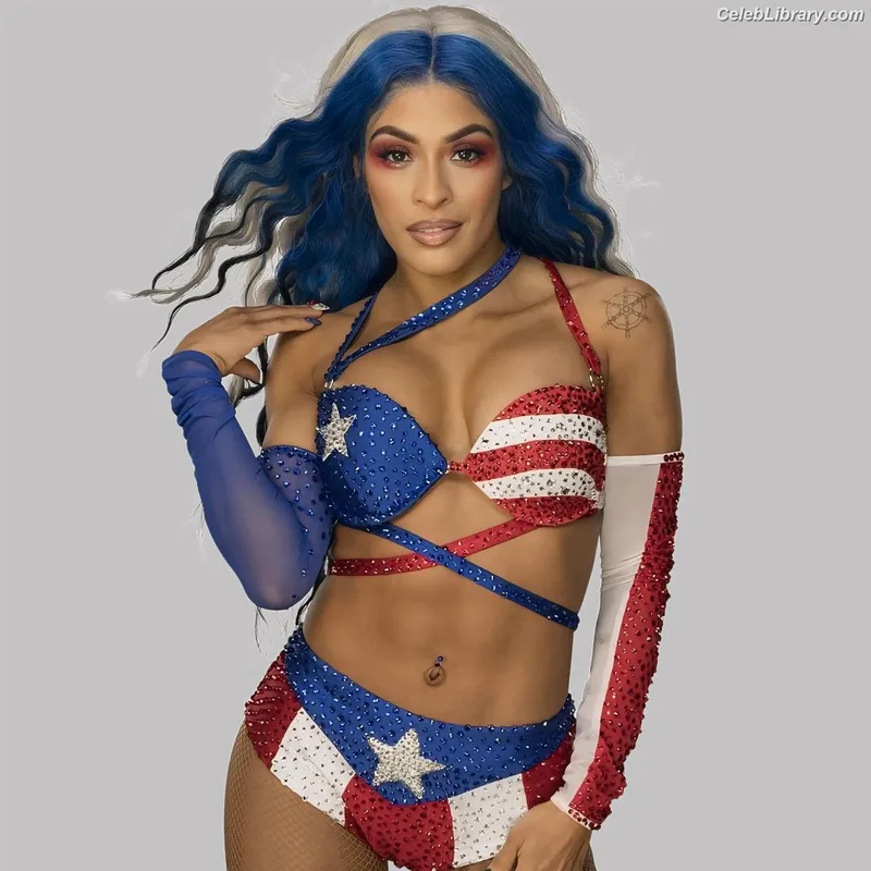 Zelina Vega photo 3 of 1497