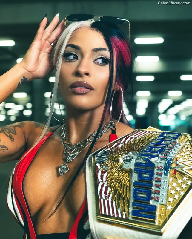 Zelina Vega photo 17 of 1497
