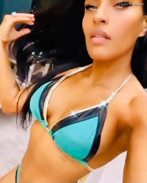 Zelina Vega photo 21 of 1497