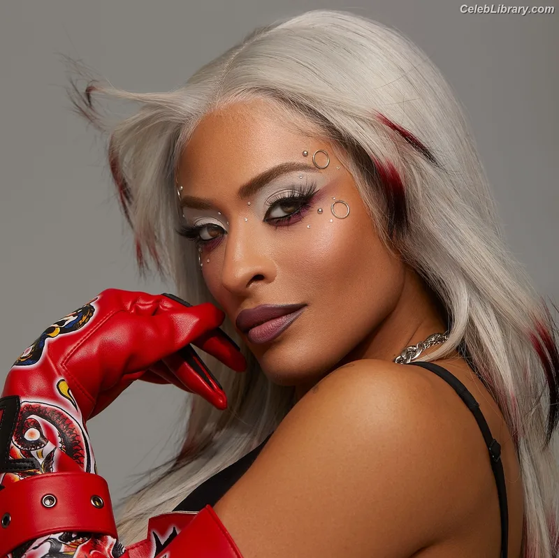 Zelina Vega photo 6 of 1497