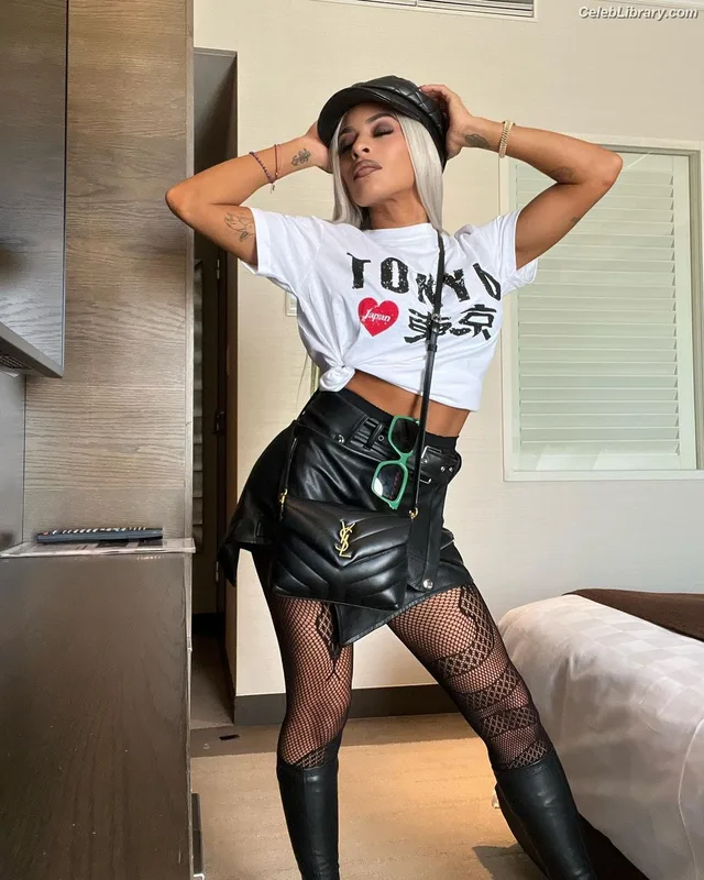 Zelina Vega photo 1 of 1497
