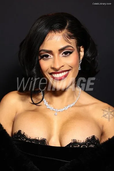 Zelina Vega photo 2 of 1497