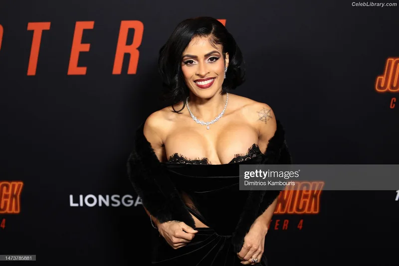 Zelina Vega photo 3 of 1497