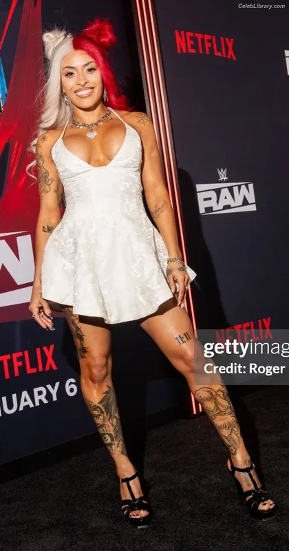 Zelina Vega photo 8 of 1497