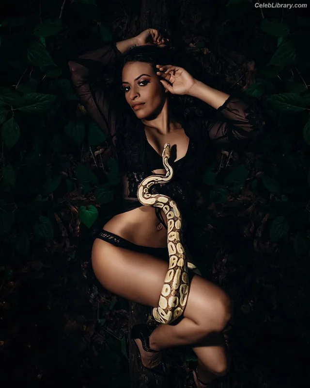 Zelina Vega photo 21 of 1497