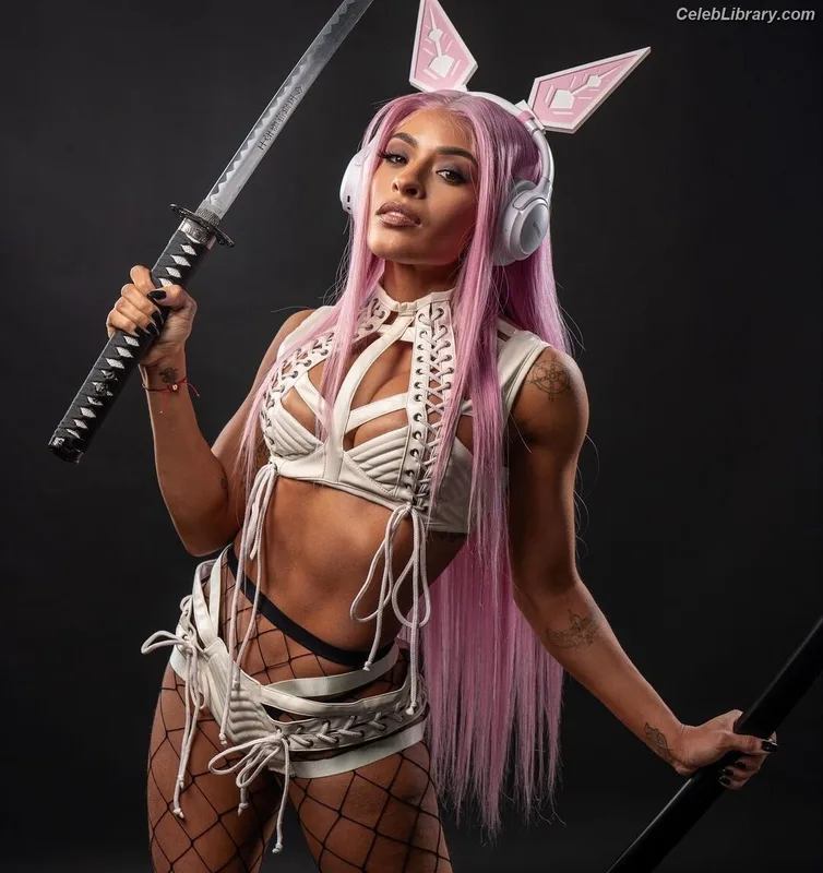 Zelina Vega photo 14 of 1497