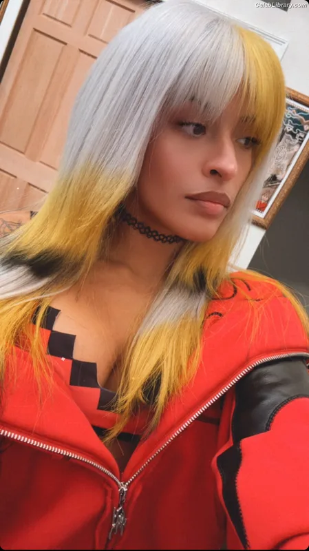 Zelina Vega photo 16 of 1497