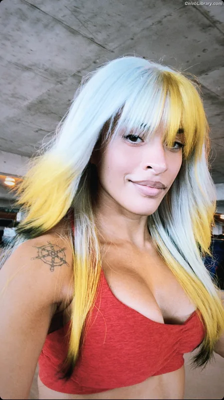 Zelina Vega photo 17 of 1497