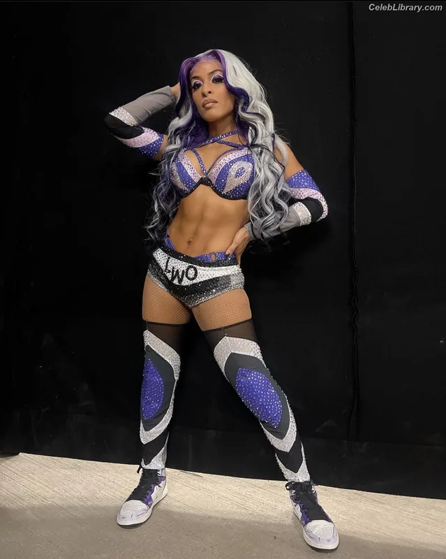 Zelina Vega photo 1 of 1497