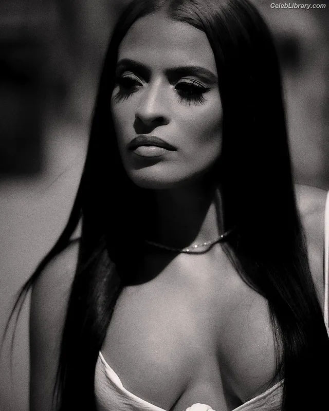 Zelina Vega photo 19 of 1497