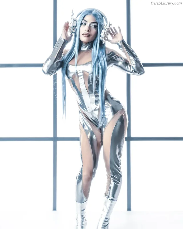 Zelina Vega photo 2 of 1497