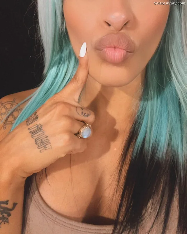 Zelina Vega photo 15 of 1497